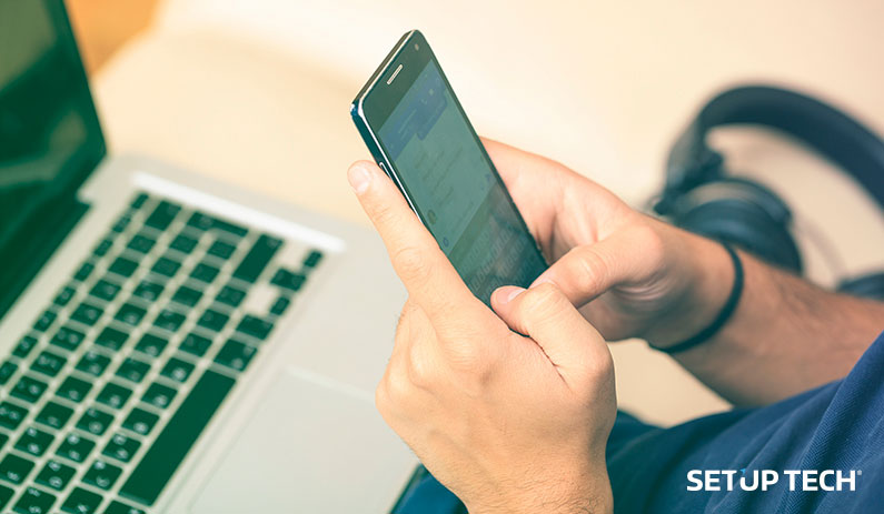 Pessoa no telemóvel